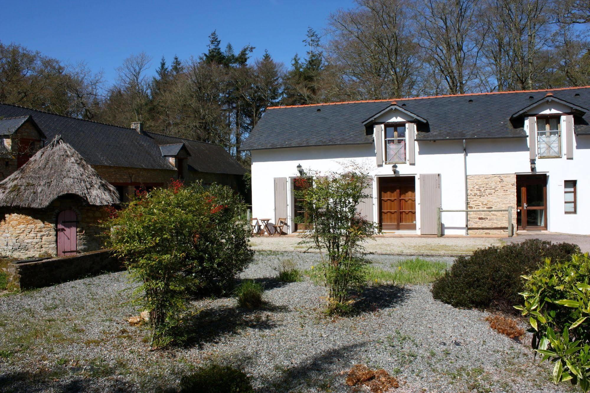 Domaine De Bodeuc Hotel Nivillac Bagian luar foto