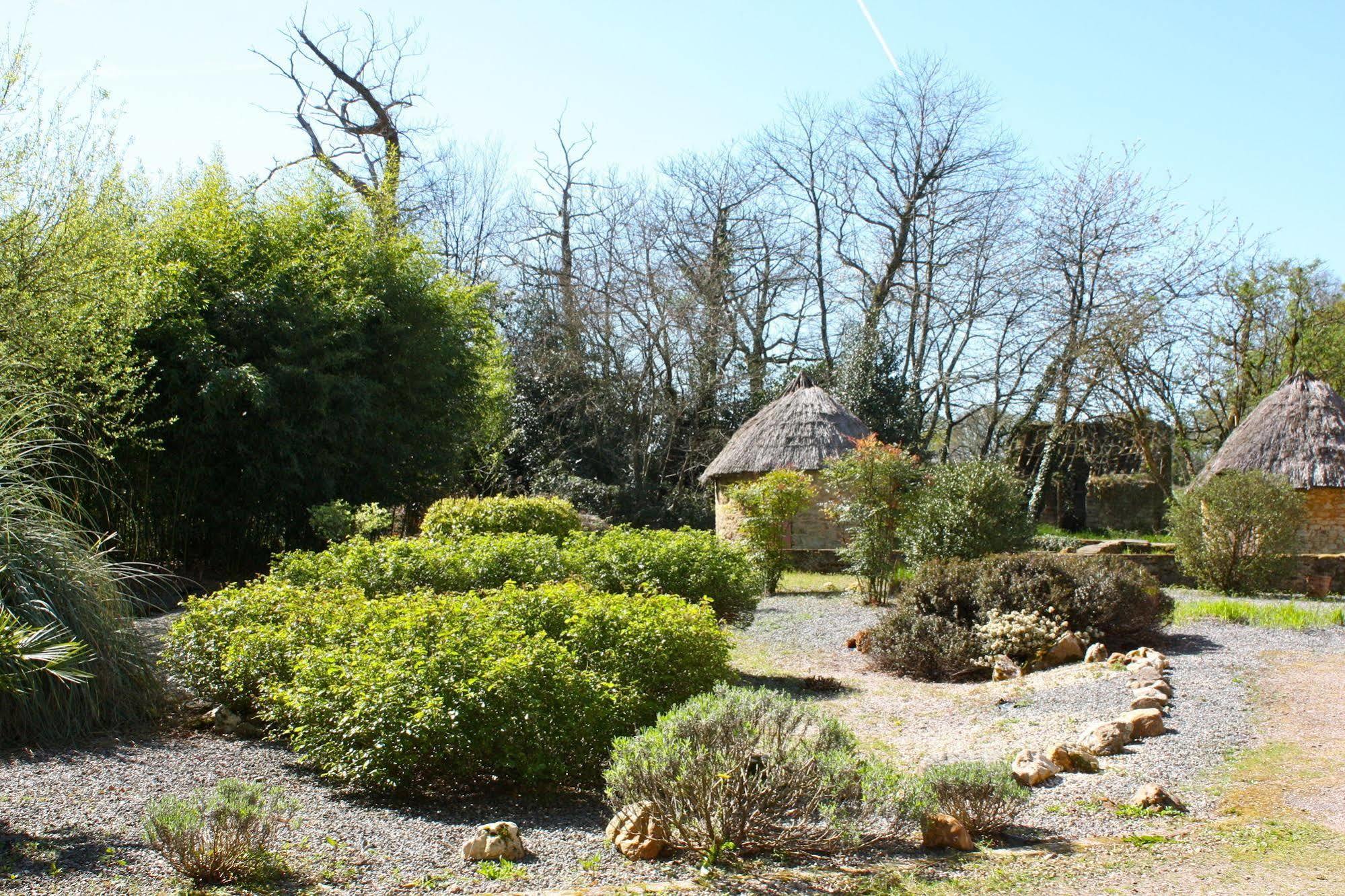 Domaine De Bodeuc Hotel Nivillac Bagian luar foto