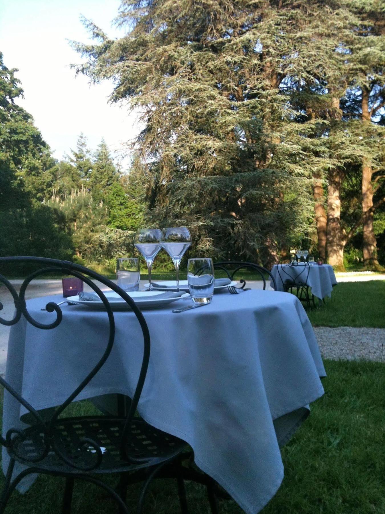 Domaine De Bodeuc Hotel Nivillac Bagian luar foto